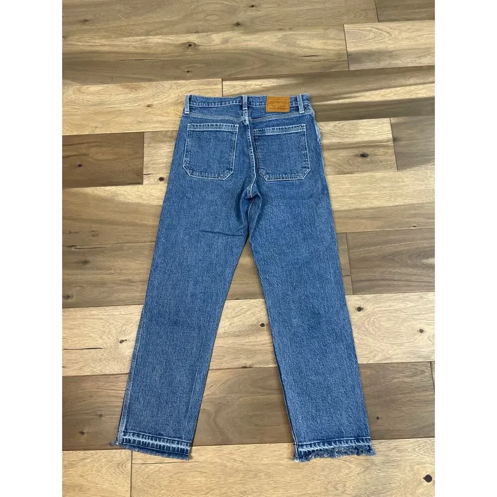Levi’s Premium Wedgie Straight Cropped High Rise Button Fly Raw Hem Cotton Denim
